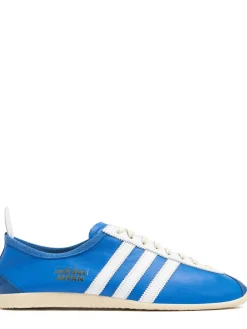Sneakers Japan