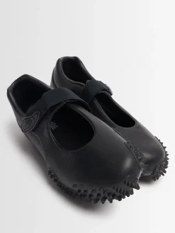 Sneakers Mostro Fey