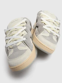 Sneakers Santha Model 1