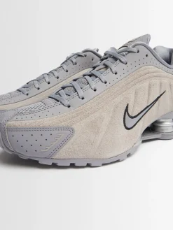 Sneakers Shox R4