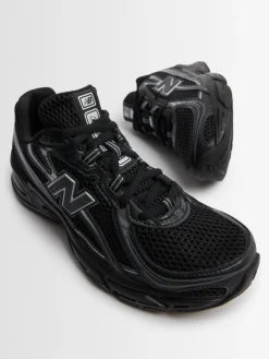 Sneakers stringate 740 in materiale sintetico