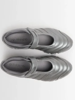 Sneakers Taqwa Bint Ali Megaride