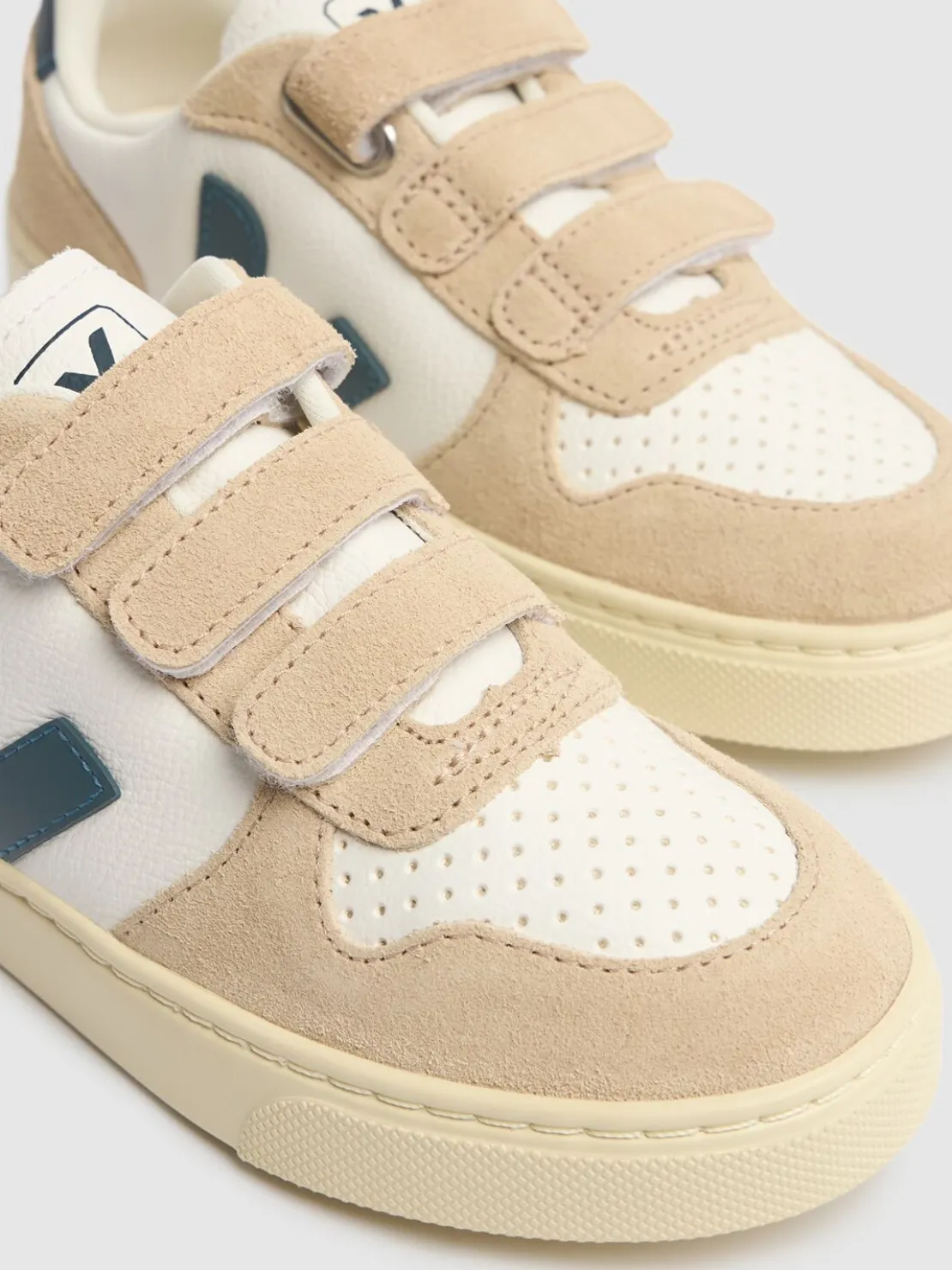 Sneakers V10 in pelle senza cromo