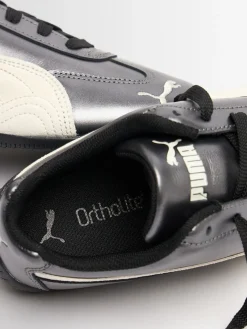 Speedcat sneakers