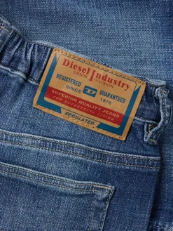 Stretch cotton denim shorts