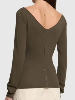Top in crepe di viscosa con scollo a V