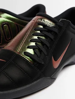 Total 90 Premium Tiempo sneakers
