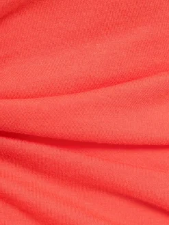 T-shirt aderente a maniche corte