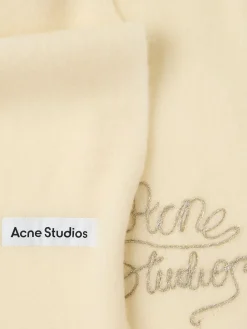 Vally embroidered logo scarf
