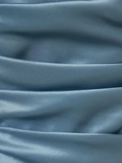 Vestito in raso di seta drappeggiato