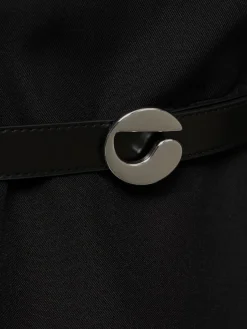 Vestito sartoriale con cintura